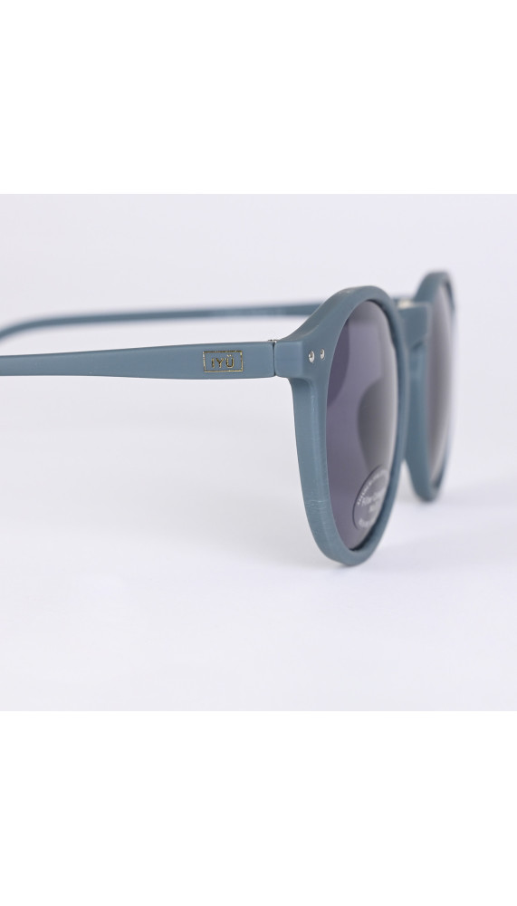 IYÜ Design | À l'Ombre des Marques
