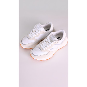 Baskets - TJW Cleated Runner