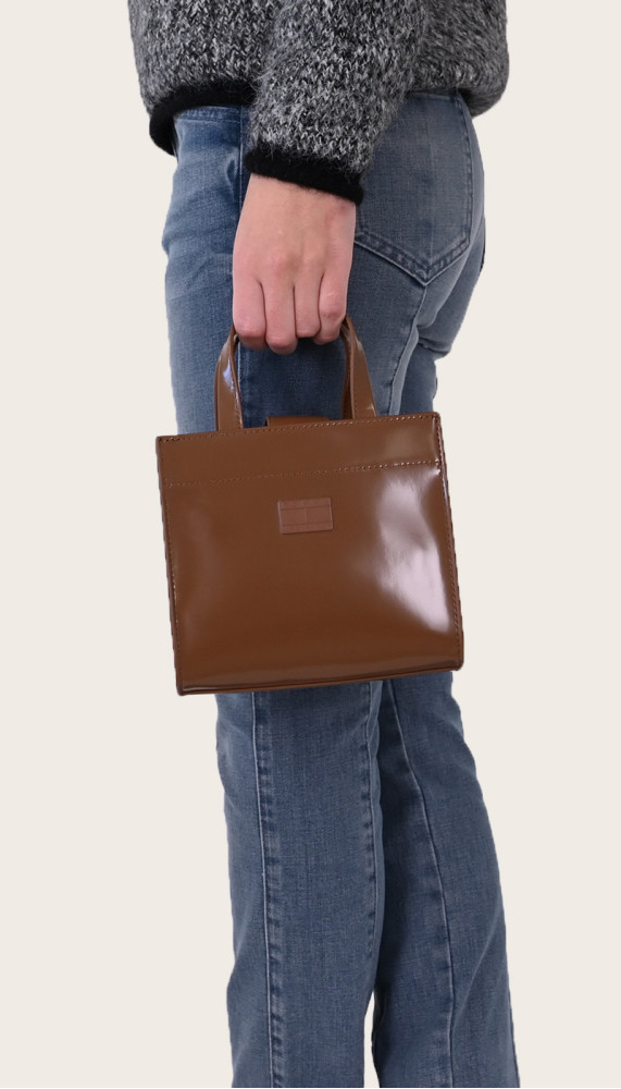 Sacs Tommy Hilfiger | À l'Ombre des Marques