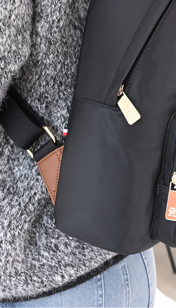 Sacs Tommy Hilfiger | À l'Ombre des Marques