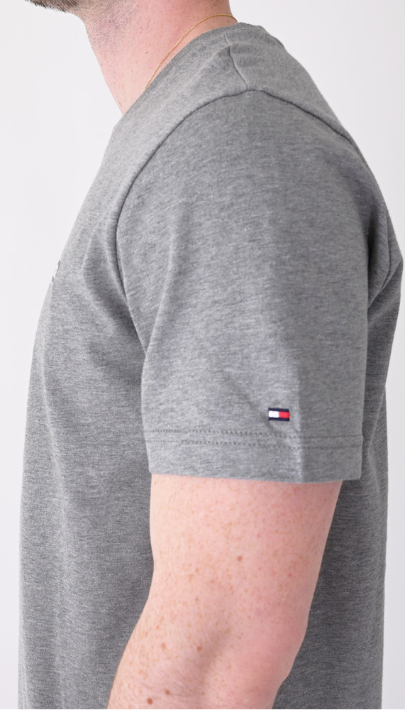 T-shirts Tommy Hilfiger - À l'Ombre des Marques