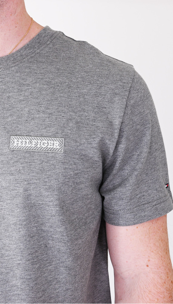 T-shirts Tommy Hilfiger - À l'Ombre des Marques