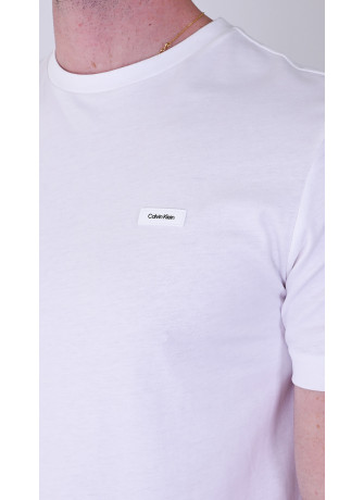 T-shirts Calvin Klein - À l'Ombre des Marques