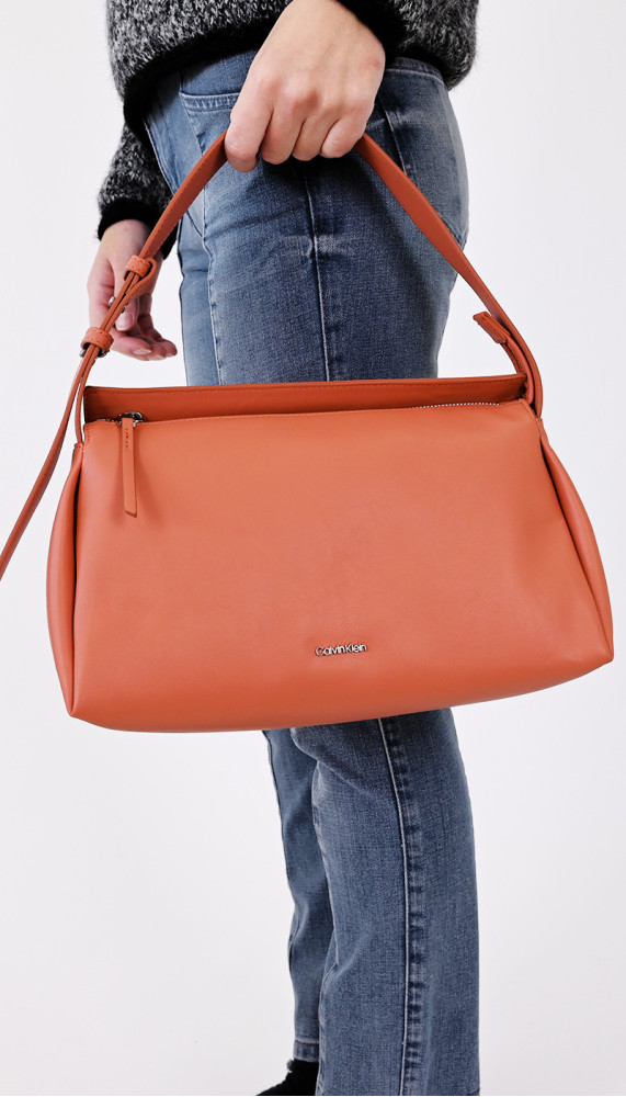 Sacs Calvin Klein - À l'Ombre des Marques