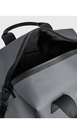 Maroquinerie Calvin Klein - À l'Ombre des Marques