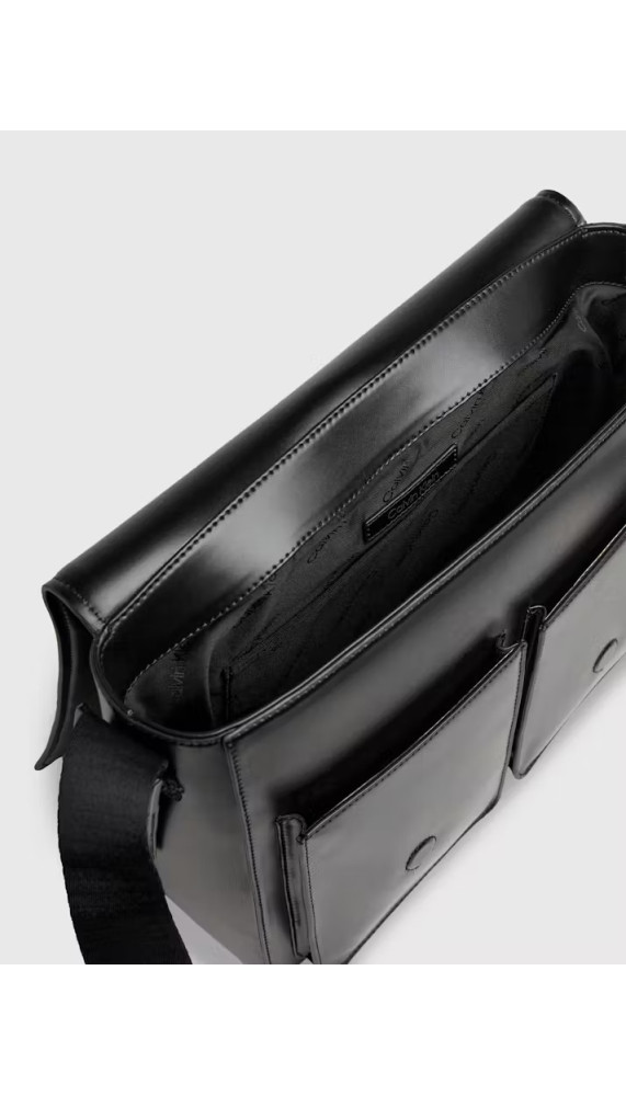 Maroquinerie Calvin Klein - À l'Ombre des Marques