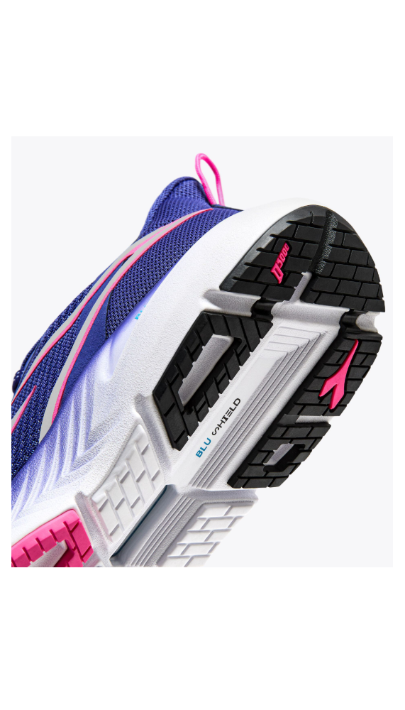 Chaussures running - Mythos Blushield Volo 4 W